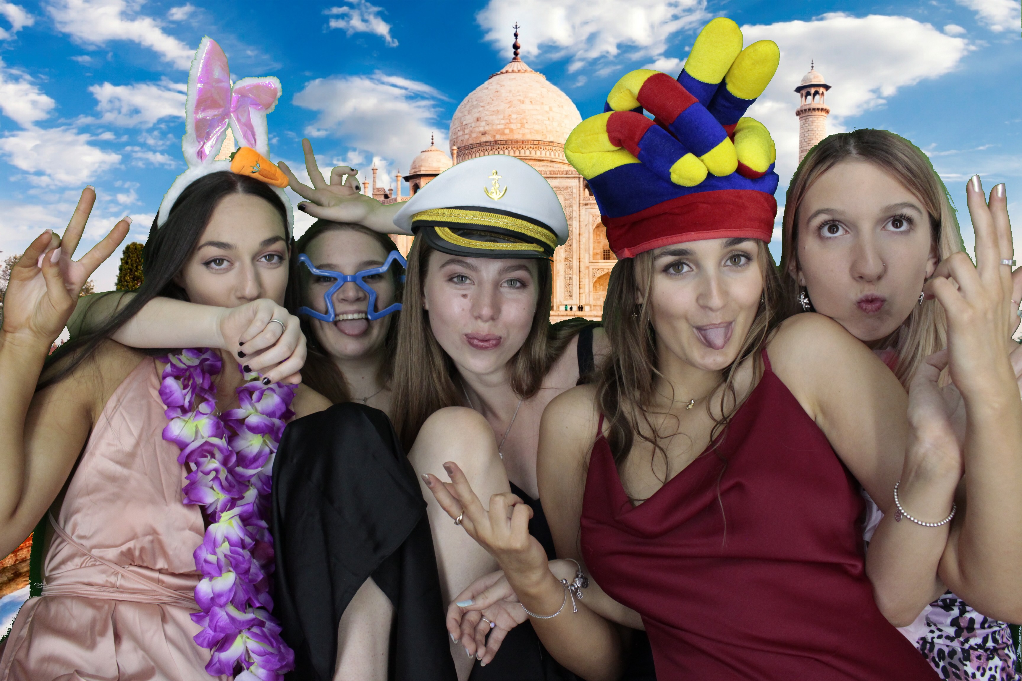 St Gabriel's Leavers 2019 | View more photos from the event at gallery.myphotoboothexperience.co.uk/u/MyPhotoBoothExperienceLtd/St-Gabriels-Leavers-2019